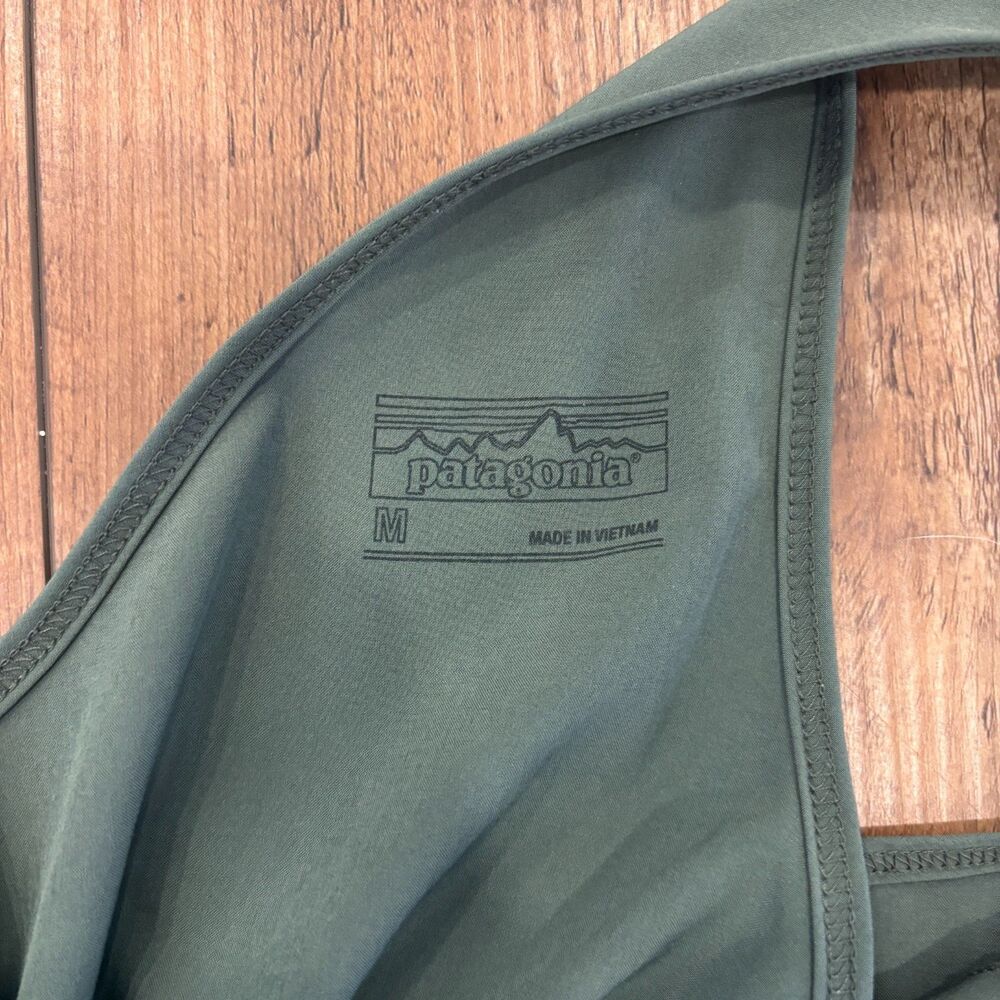 Patagonia Fleetwith Dress Kale Green Scoop Neck Sleeveless Hike REI Women Medium - Picture 2 of 7